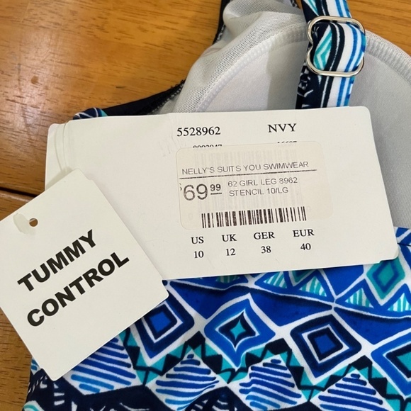 Penbrooke One Piece Swimsuit Tummy Control Soft Cup Summer Beach, Size 10 - Picture 6 of 10